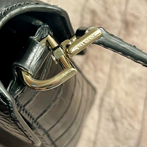 Givenchy Bag - Picture 4 of 16